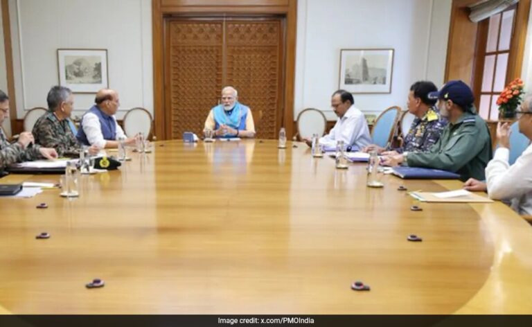 PM Modi Meets Top Defence Officials Amid Heightened Tensions With Pakistan