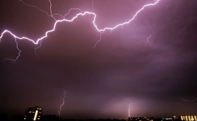Red Alert For Rain, Storm Issued For Delhi And Nearby Areas