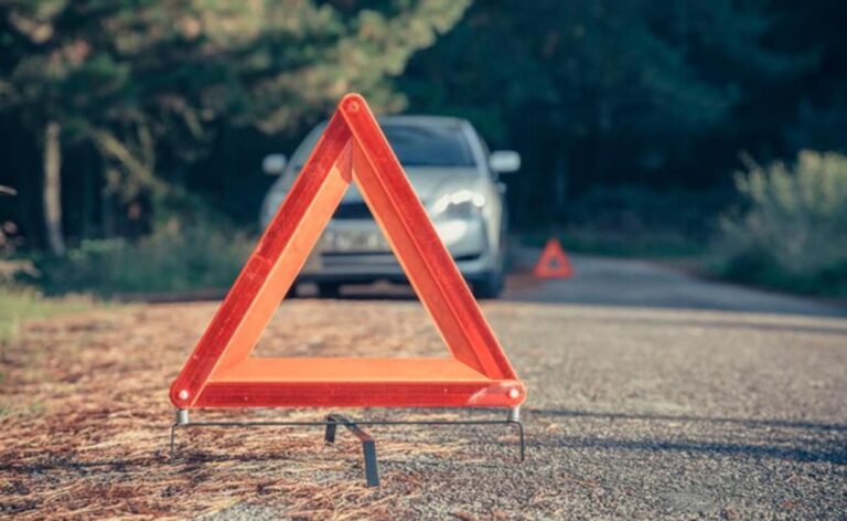 4 Of Family Killed As Auto-Rickshaw Collides With Bus In UP: Cops