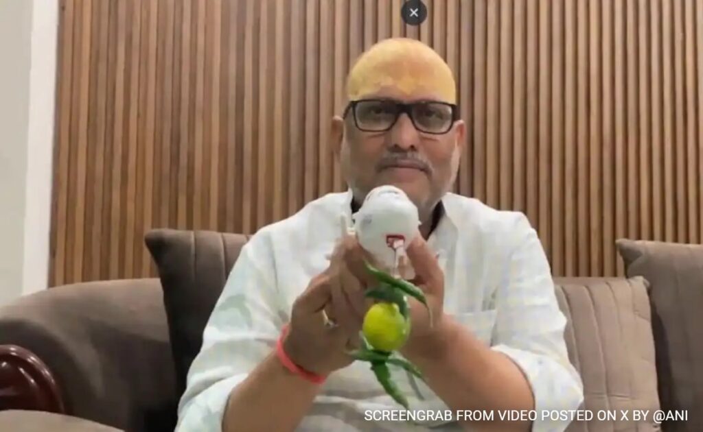 Congress Leader Sparks Row With 'Rafale' Stunt, BJP's "Joke" Jibe