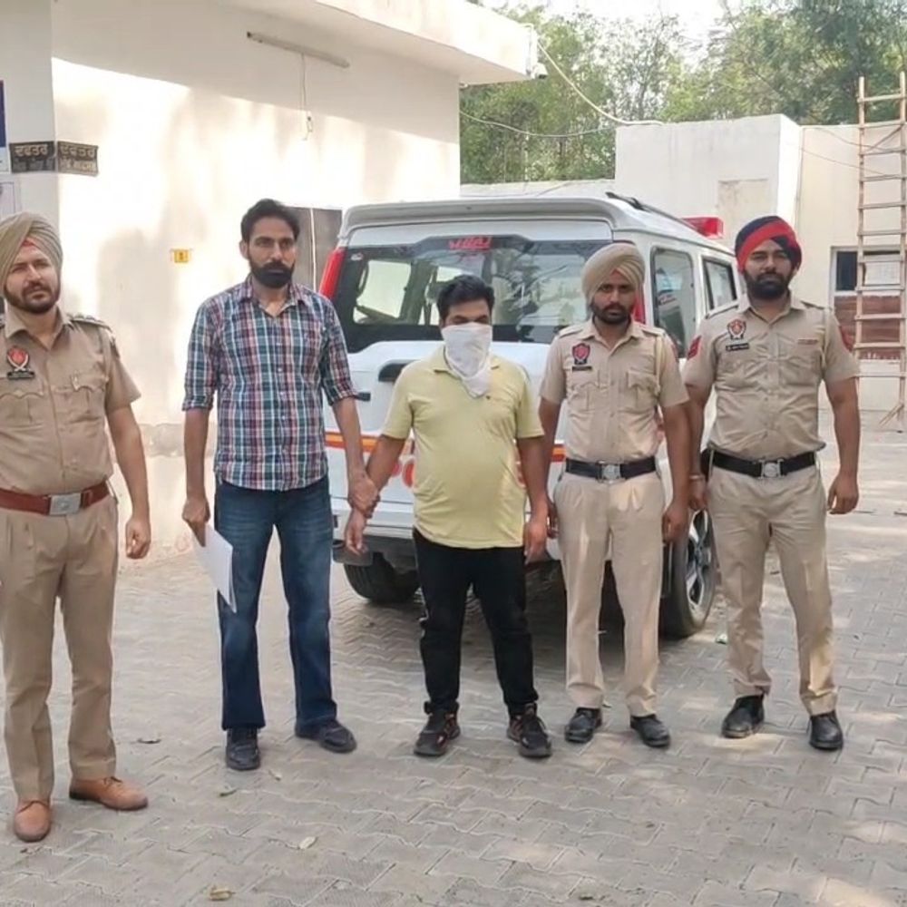 बठिंडा में सेना ने पाकिस्तानी जासूस पकड़ा:आर्मी कैंट में टेलर का काम करता था, फोन भी जब्त; महीनेभर में दूसरा केस