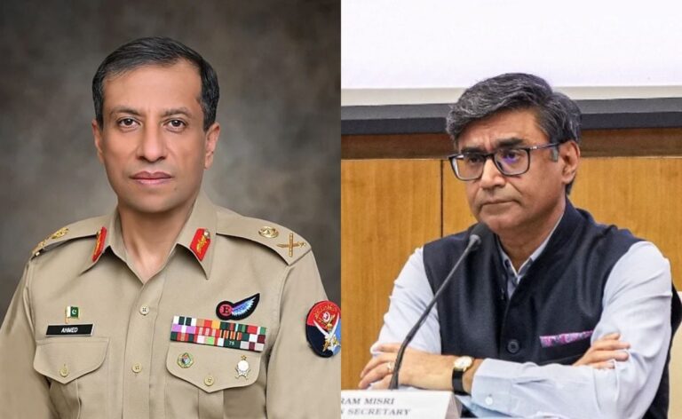 Pak Army Officer Says Indians Criticising Centre, Gets A "Democracy" Reply