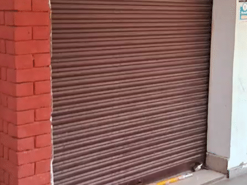 चंडीगढ़ एयरफोर्स स्टेशन पर हमले की चेतावनी:सायरन बजते ही दुकानदारों ने शटर गिराए, 10 तक स्कूल बंद, छुट्टी के दिन भी खुलेगा डीसी दफ्तर