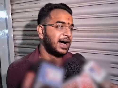 पशुपति ने अनुष्का के भाई आकाश को पार्टी से निकाला:6 साल के लिए बाहर हुए, 2 दिन पहले आकाश ने लालू परिवार को चुनौती दी थी