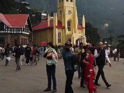 हिमाचल के पर्यटन स्थलों पर लौटी रौनक:होटलों में 90% तक पहुंची ऑक्यूपेंसी, पहलगाम आतंकी घटना के बाद शिमला-मनाली आ रहे टूरिस्ट
