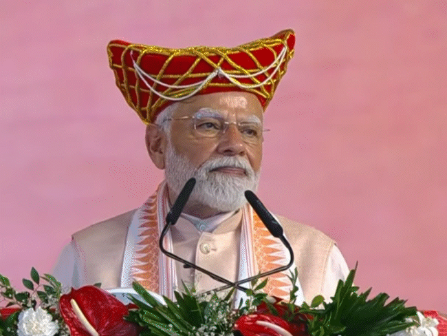 भोपाल में PM मोदी की पाकिस्तान को फिर चुनौती:कहा- आतंकियों के मददगारों को भारी कीमत चुकानी पड़ेगी, गोली का जवाब गोले से मिलेगा