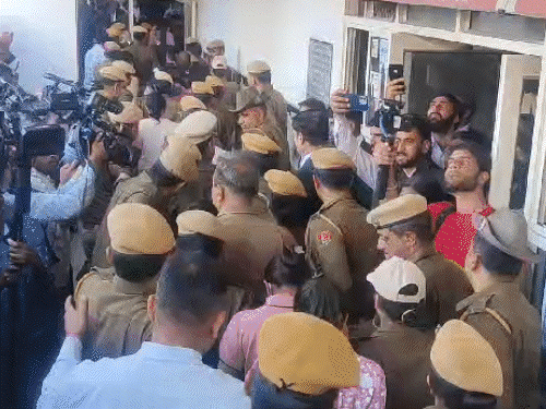 SI भर्ती मामले में सरकार ने नहीं लिया अंतिम फैसला:हाईकोर्ट से कहा- CM व्यस्त थे, और समय चाहिए; 1 जुलाई को होगी अगली सुनवाई