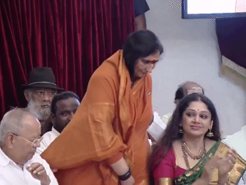 राष्ट्रपति ने दिए 68 हस्तियों को पद्म पुरस्कार:पहले 71 सम्मानित हो चुके; 3 तलाक खत्म करने वाले पूर्व चीफ जस्टिस को पद्म विभूषण, ऋतंभरा को पद्म भूषण