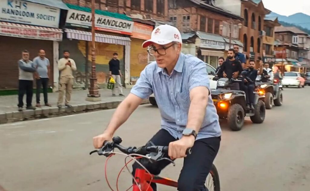Omar Abdullah Cycles On Pahalgam Streets, Assures People Of Tourism Revival