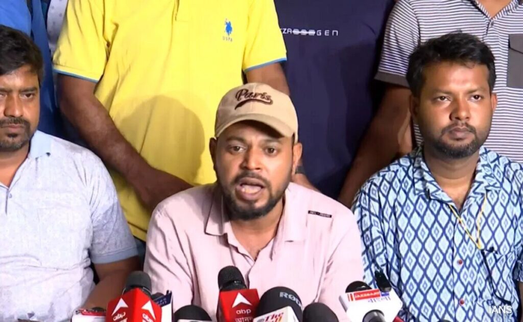 Bengal Protesting Teachers To Take Agitation To Delhi, Vow Not To Sit For Fresh Test