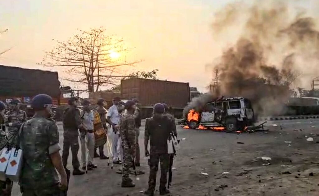 "Hindus Targeted, Local Cops Inactive And Absent": Murshidabad Violence Report