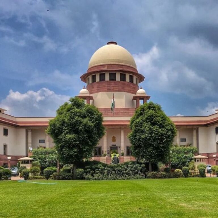 सुप्रीम कोर्ट में अब वक्फ एक्ट-1995 को चुनौती:SC ने पूछा- इतनी देरी क्यों, इससे जुड़ी याचिकाओं में शामिल कर रहे; केंद्र-राज्य सरकारों को नोटिस