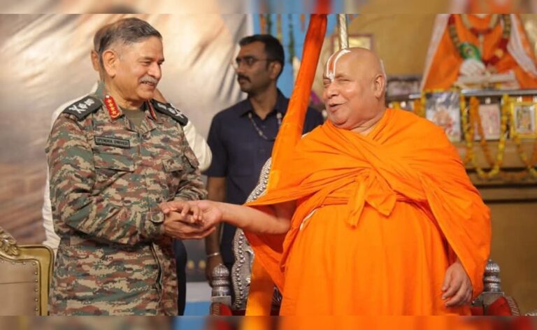 Army Chief Visits Spiritual Leader, Gets PoK 'Guru Dakshina' Request