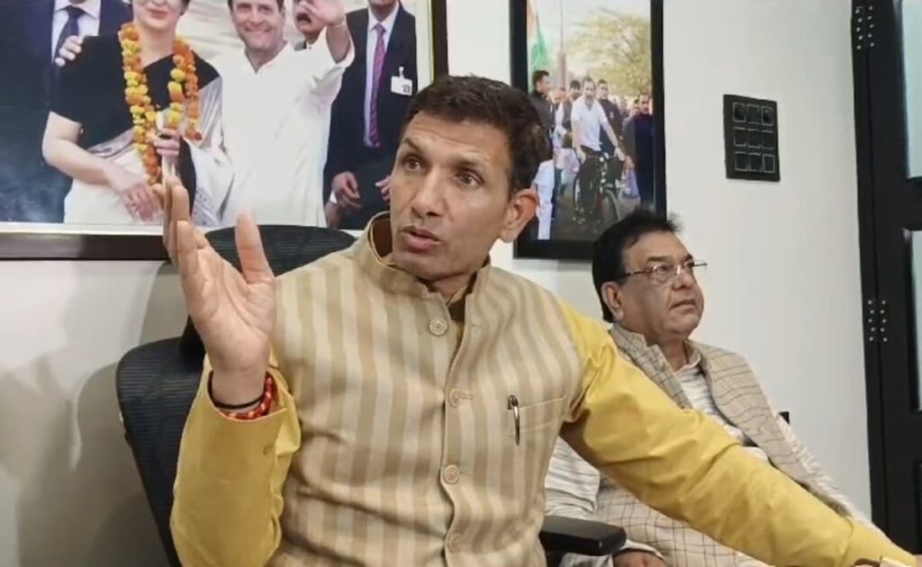"Man Bitten 38 Times": Congress Leader Alleges Rs 11 Crore Snakebite Scam