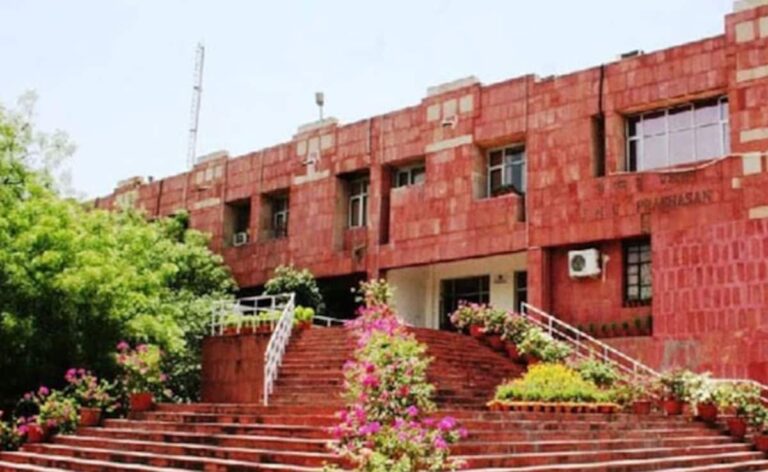 JNU Replaces Kulpati With Kulguru For Its Vice Chancellor. Here's Why