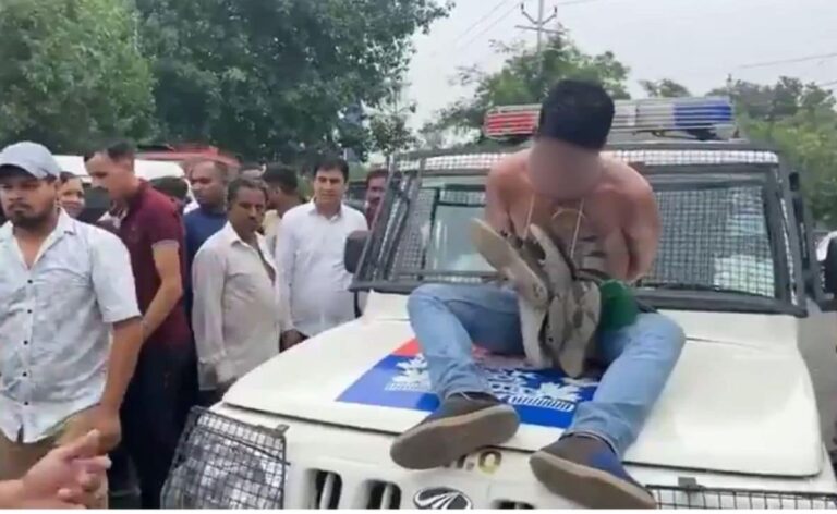 Cops Garland Thief With Shoes And Parade Him In Jammu, Probe Ordered