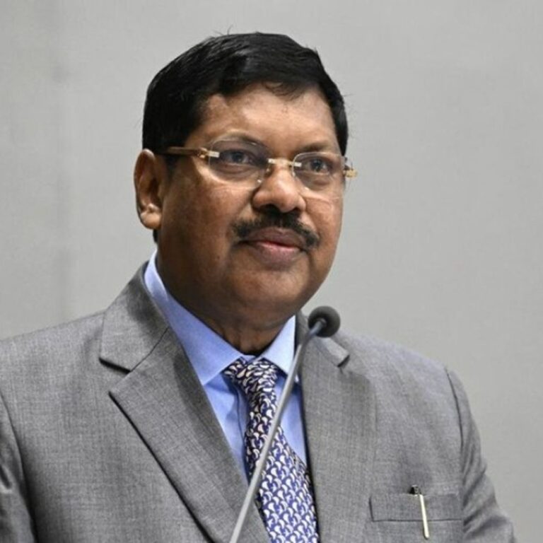 CJI बोले- संसद नहीं, संविधान सबसे ऊपर:लोकतंत्र के तीनों हिस्से इसके अधीन; संसद के पास संशोधन की शक्ति, लेकिन मूल ढांचा नहीं बदल सकती