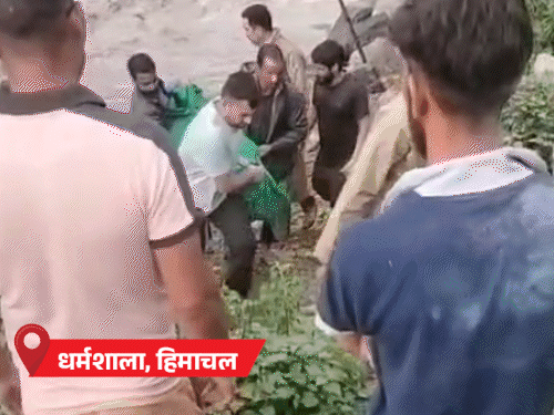 कुल्लू-धर्मशाला में 4 जगह बादल फटा, 2 मजदूरों की मौत:20 मजूदर और पिता-बेटी समेत 3 बहे; उत्तराखंड और जम्मू-कश्मीर में लैंडस्लाइड