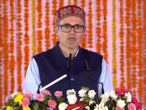 CM अब्दुल्ला बोले- मोदी ही जम्मू-कश्मीर को पूर्ण राज्य बनाएंगे:कहा- जो अंग्रेज नहीं कर पाए PM ने कर दिखाया, कश्मीर बाकी देश से जुड़ा