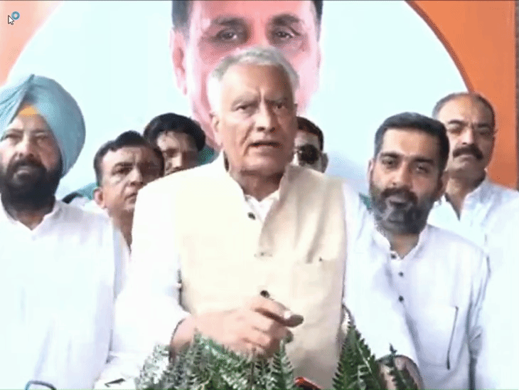 जाखड़ बोले- AAP ने पंजाब को बनाया केजरीवाल का बैंक:भगवंत मान सरकार बनी ‘पोंजी स्कीम’, चंडीगढ़ में विजय रूपाणी को दी श्रद्धांजलि