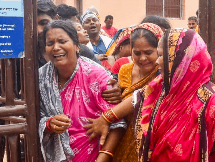 पुरी भगदड़-एग्जिट गेट बंद कर VIP एंट्री हो रही थी:प्रत्यक्षदर्शी बोले- ट्रक घुसने से भगदड़ मची, एंबुलेंस दूर खड़ी थी, लोगों ने घायलों को उठाया
