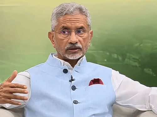 जयशंकर बोले- पड़ोसी देशों से रिश्ते हमेशा आसान नहीं होते:लेकिन भारत ने मजबूत समझदारी बनाई; पहले पाकिस्तान पर नरमी थी, मोदी सरकार ने सख्ती दिखाई