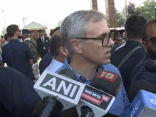 उमर बोले-अमेरिका फायदे के लिए कुछ भी कर सकता है:हम ट्रम्प को दोस्त मानते, उन्हें किसी की परवाह नहीं; PAK आर्मी चीफ को लंच पर बुलाया था