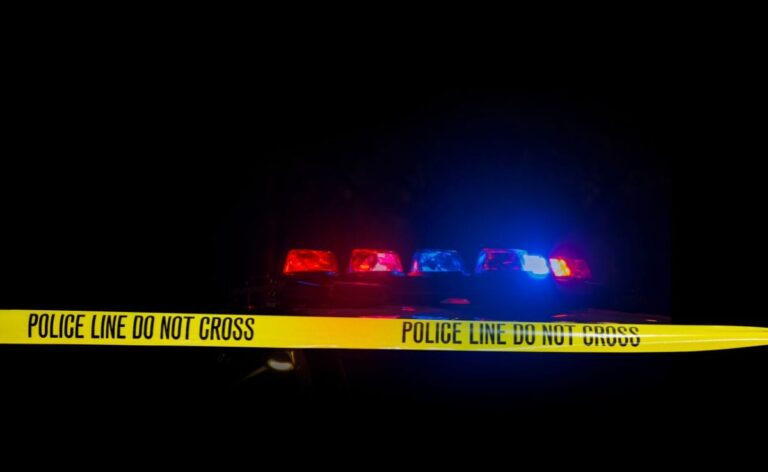 2 Minors Slit Man's Throat, Steal iPhone To Create 'High-Quality Reels'