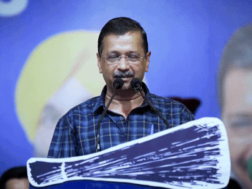लुधियाना में अरविंद केजरीवाल के खिलाफ शिकायत:सोशल वर्कर ने चुनाव आयोग को पत्र लिखा, कहा- उपचुनाव में मतदाताओं को धमकाया जा रहा