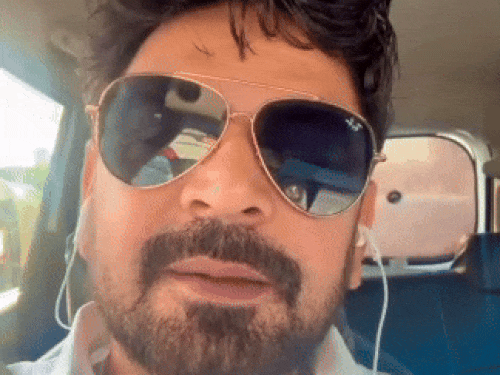 PAK कॉमेडियन को पंजाबी फिल्म राइटर ने याद दिलाई औकात:छोरी हरियाणे आली बना चुके धवन बोले- ठाकुर से अपना घर नहीं चलता, फिल्में क्या चलाएगा