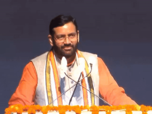गुरुग्राम महिला मॉक पार्लियामेंट में इमरजेंसी पर बहस:CM बोले-आपातकाल में कांग्रेस ने किए थे बड़े अत्याचार, राहुल गांधी पर कहा-उनका शीशा नहीं, चेहरा ही खराब