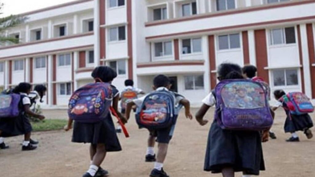 Maharashtra Revises 3rd Language Notification, Hindi Not Mandatory In Schools