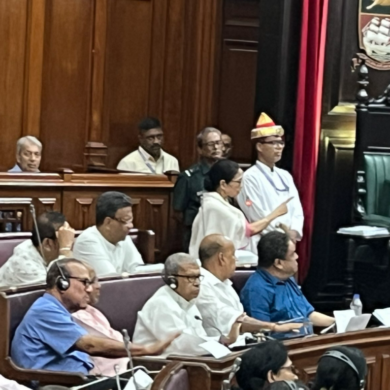 ममता बोलीं- पहलगाम आतंकी हमला केंद्र की लापरवाही का नतीजा:विधानसभा में पूछा- हमले वाली जगह पर सिक्योरिटी क्यों नहीं थी; कहा- मोदी सरकार इस्तीफा दे