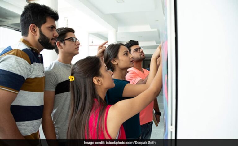 Delhi University Begins Admission Process; Class 10 Marks Now A Tie-Breaker