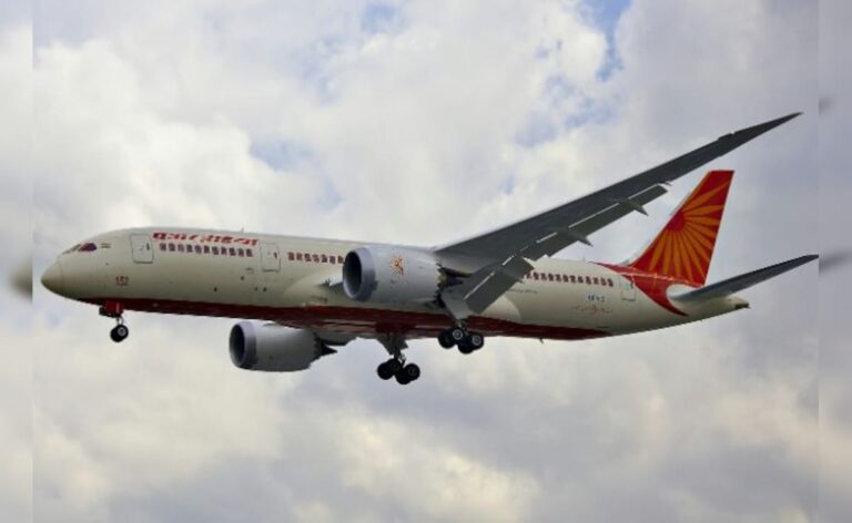 India May Ground Boeing 787-8 Fleet After Ahmedabad Tragedy: Sources