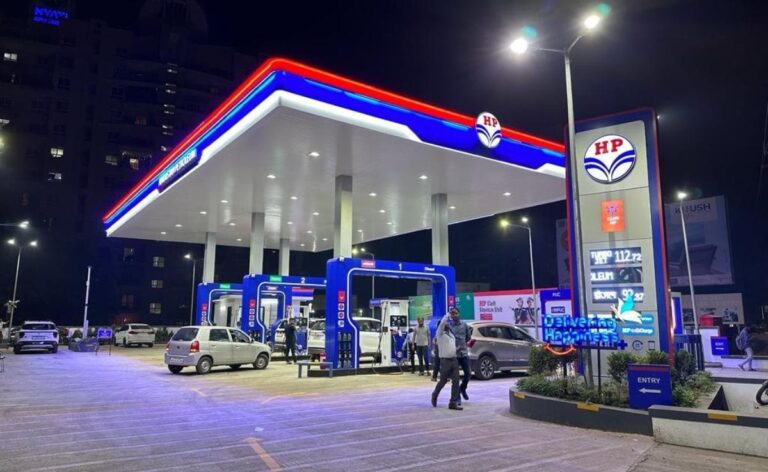 AI-Enabled Cameras To Spot Old Vehicles at Delhi Petrol Pumps From July 1