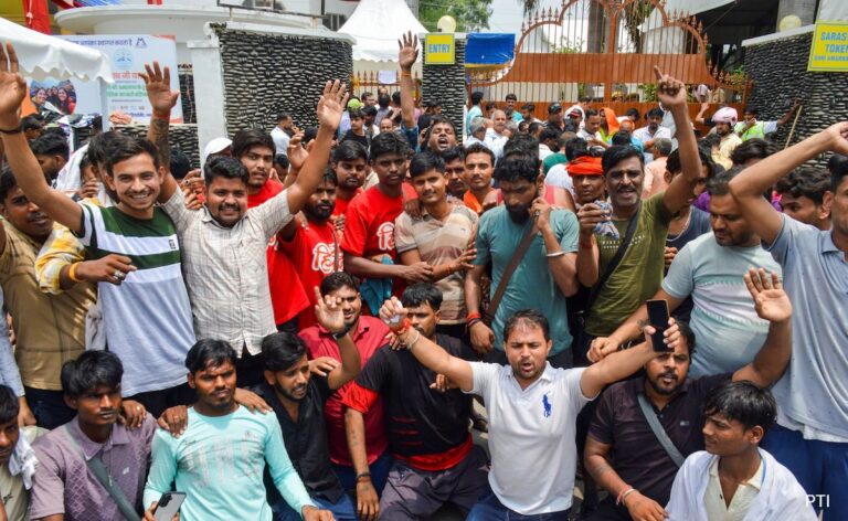 "We Do Not Fear Terrorists": Amarnath Pilgrims Opt For Pahalgam Route