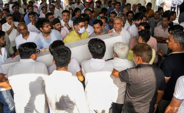 Helpdesk Launched For Claim Assistance to Families of Ahmedabad Plane Crash Victims