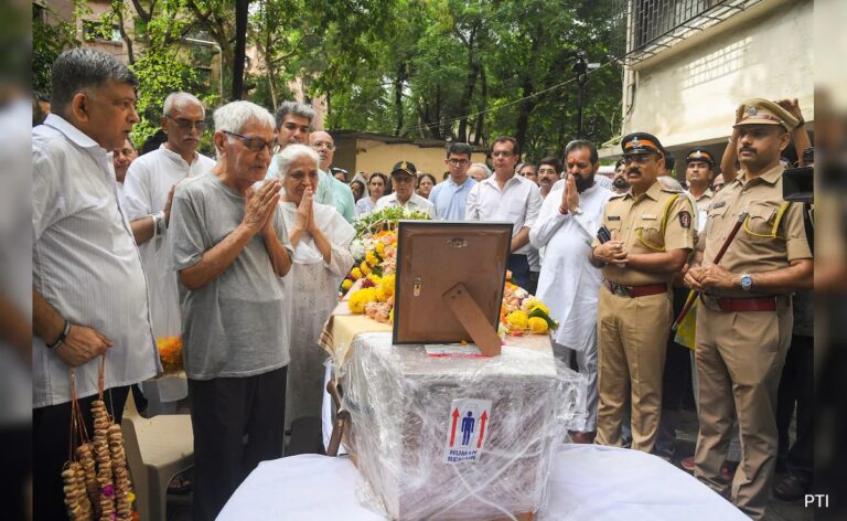 In Pics: Captain Sumeet Sabharwal's Last Rites, Grieving Family Bids Final Goodbye