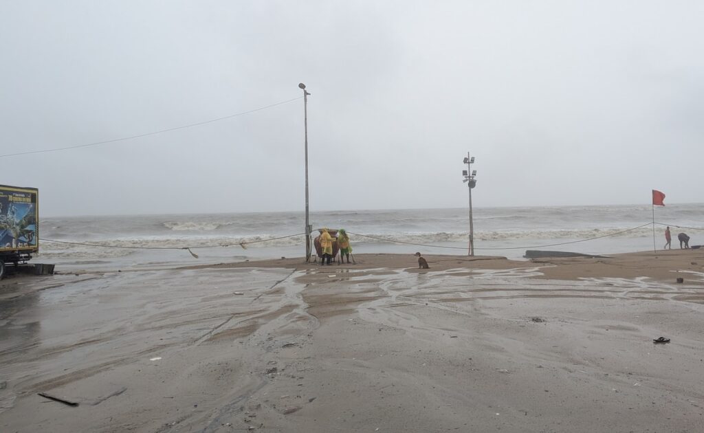 Shut Risky Tourist Spots During Monsoon: Maharashtra Chief Secretary