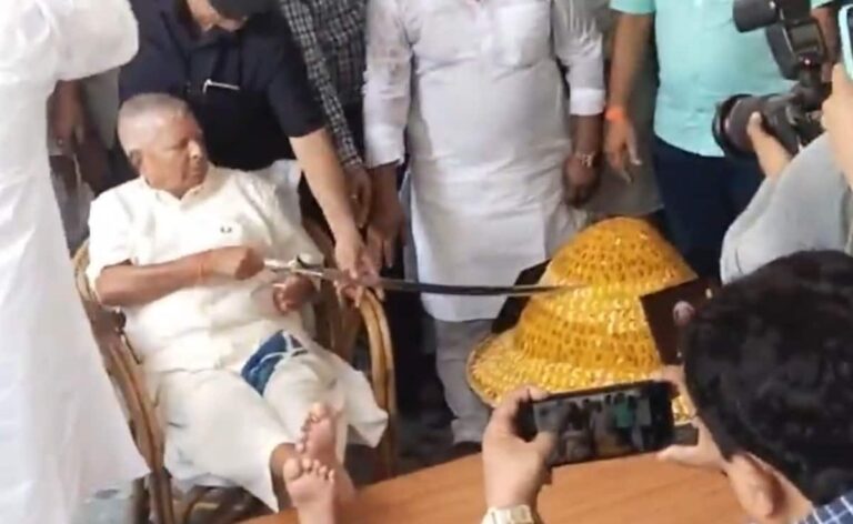 Watch: On 78th Birthday, Lalu Yadav Cuts 78 kg Laddoo With Sword