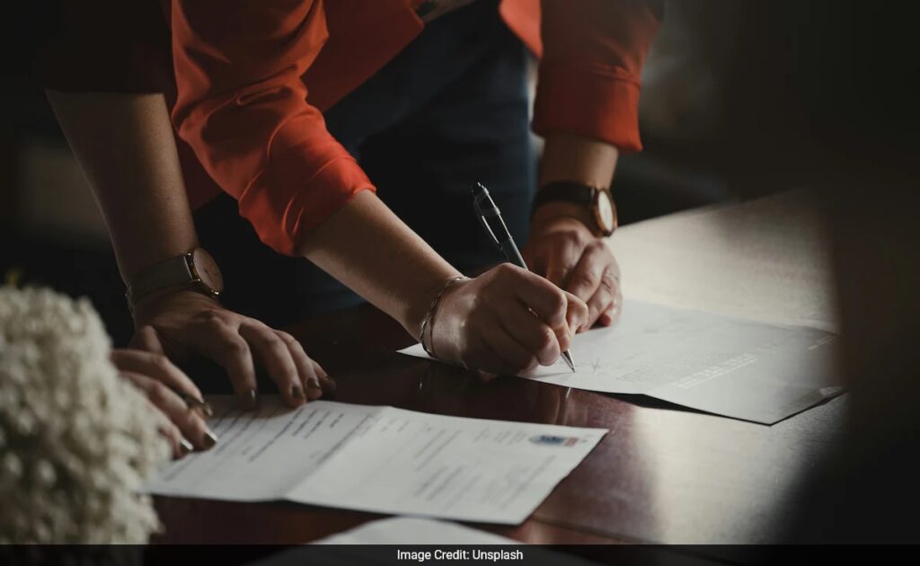 Cleared Class 12th In 2025? Here Are 10 Documents Essential For College Admission