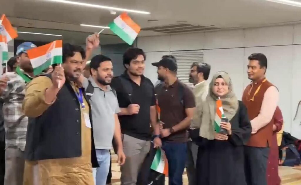 Indian Evacuees Chant "Hindustan Zindabad" As 2nd Batch Returns From Iran