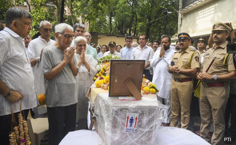 At Captain Sabharwal's Final Farewell, A Grieving Father, Teary Hugs