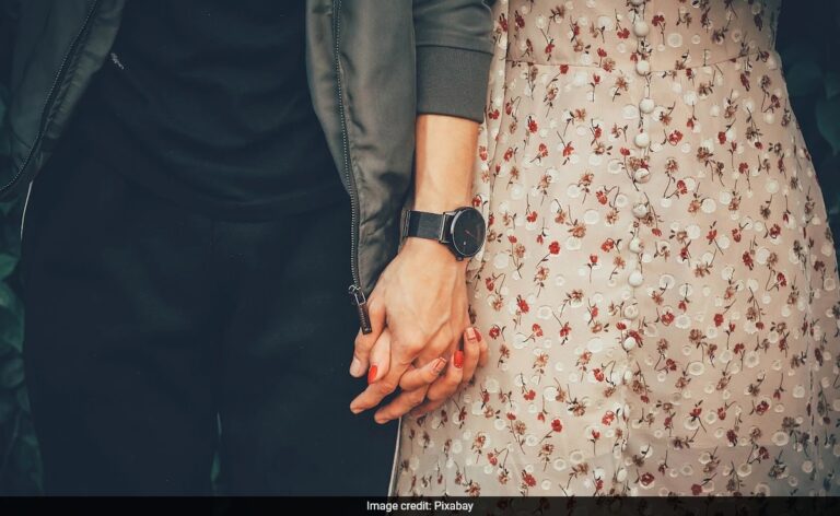 Bengal Family Declares Daughter 'Dead' After Her Interfaith Marriage