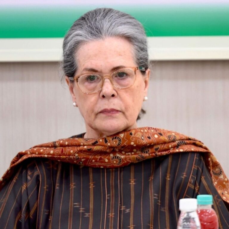 सोनिया बोलीं-ईरान पुराना दोस्त, भारत की चुप्पी परेशान कर रही:इजराइल के हमलों पर सरकार को मजबूती से बोलना चाहिए, अभी देर नहीं हुई