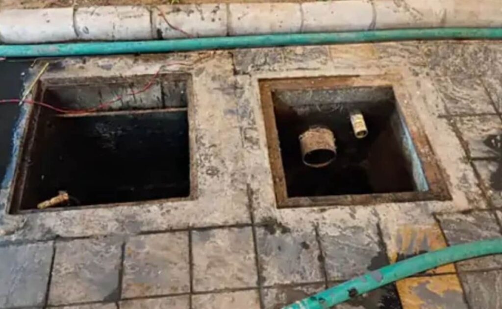 3 Of Family Die Of Suffocation While Cleaning Septic Tank In UP: Cops