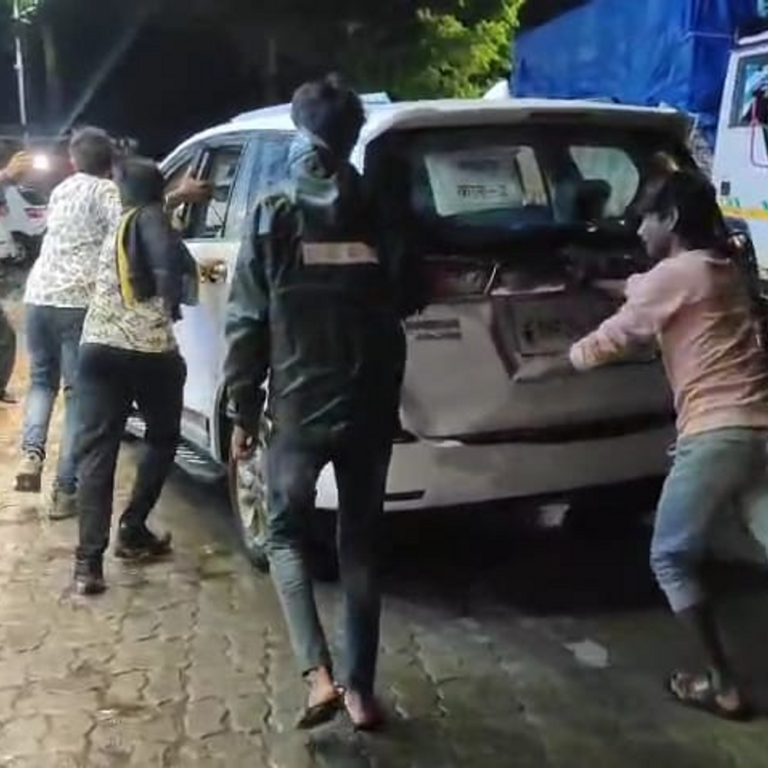 सीएम काफिले की गाड़ियों में भरा पानी मिला डीजल:एक के बाद एक 19 कारें बंद, इंदौर से दूसरी मंगवाईं; रतलाम में पेट्रोल पंप सील