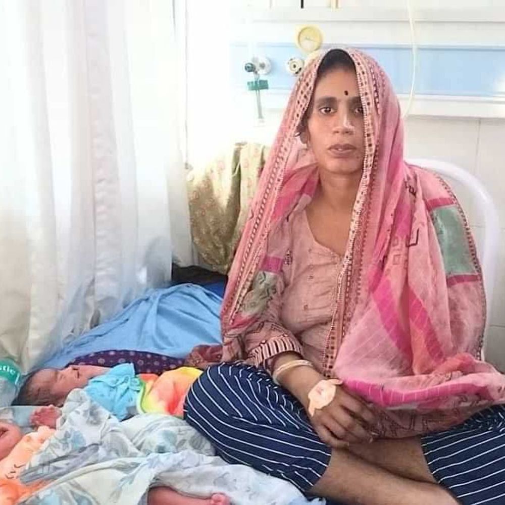 हरियाणा में पाकिस्तानी महिला ने जुड़वां बच्चों को दिया जन्म:टूरिस्ट वीजा पर परिवार संग आई थी, नहीं लौटी; पति बोला- पंडित है, नहीं जाएंगे