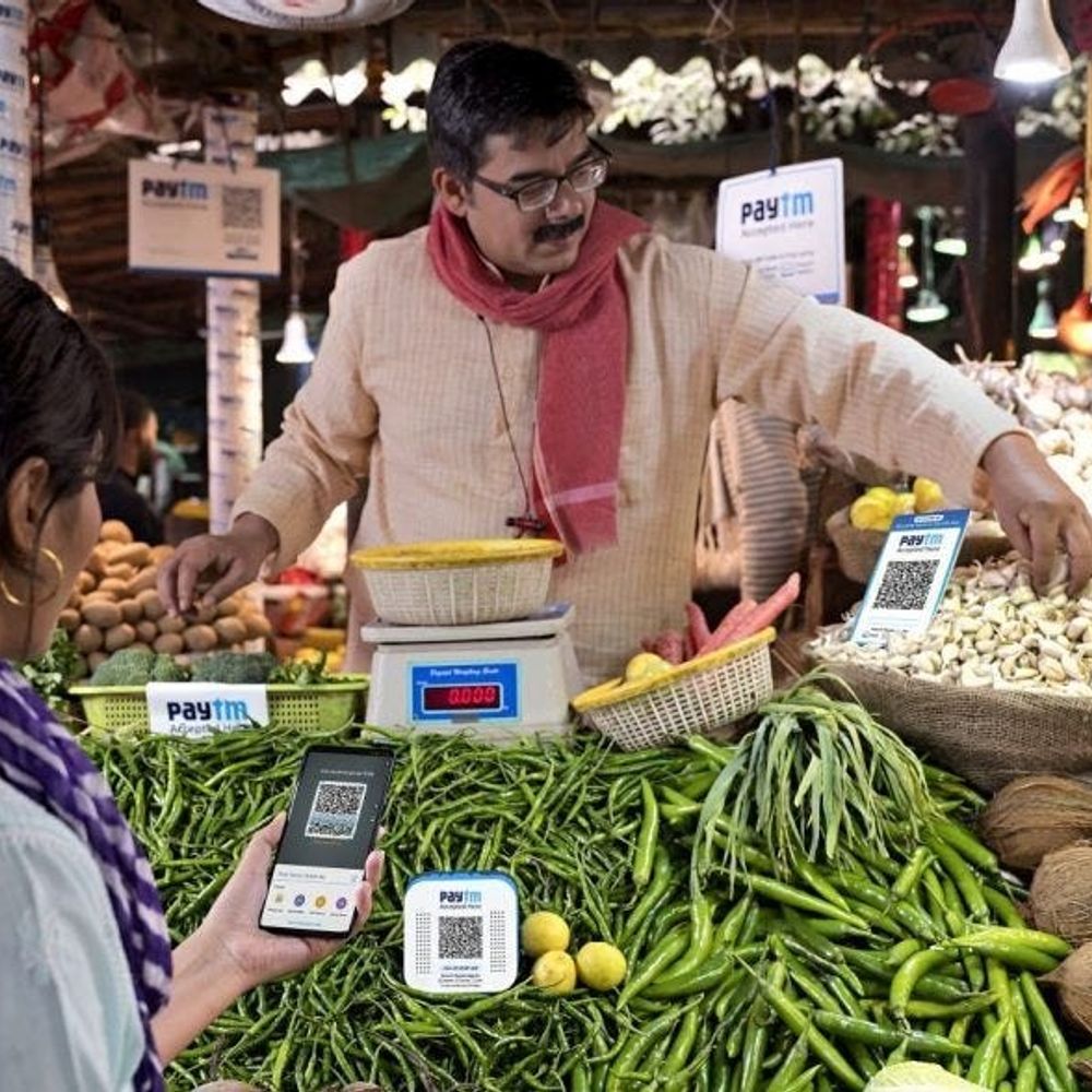 4 साल में UPI से ₹1.63 करोड़ का लेनदेन:सब्जी वाले को 29 लाख का GST नोटिस मिला, कहा- ताजी सब्जियां बेचना GST फ्री